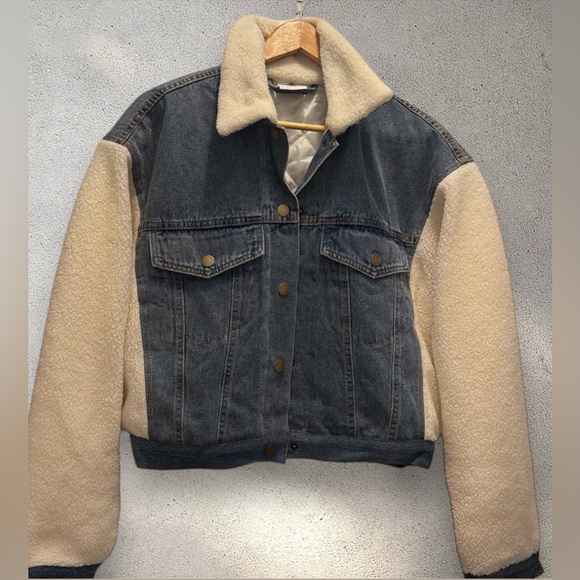 DENIM SHERPA OVERSIZED FIT JACKET - Picture 3 of 5